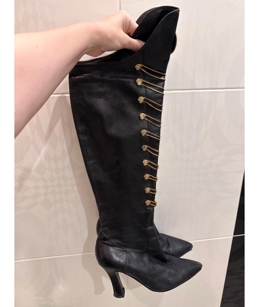 VERSACE Черные кожаные ботфорты, фото 10