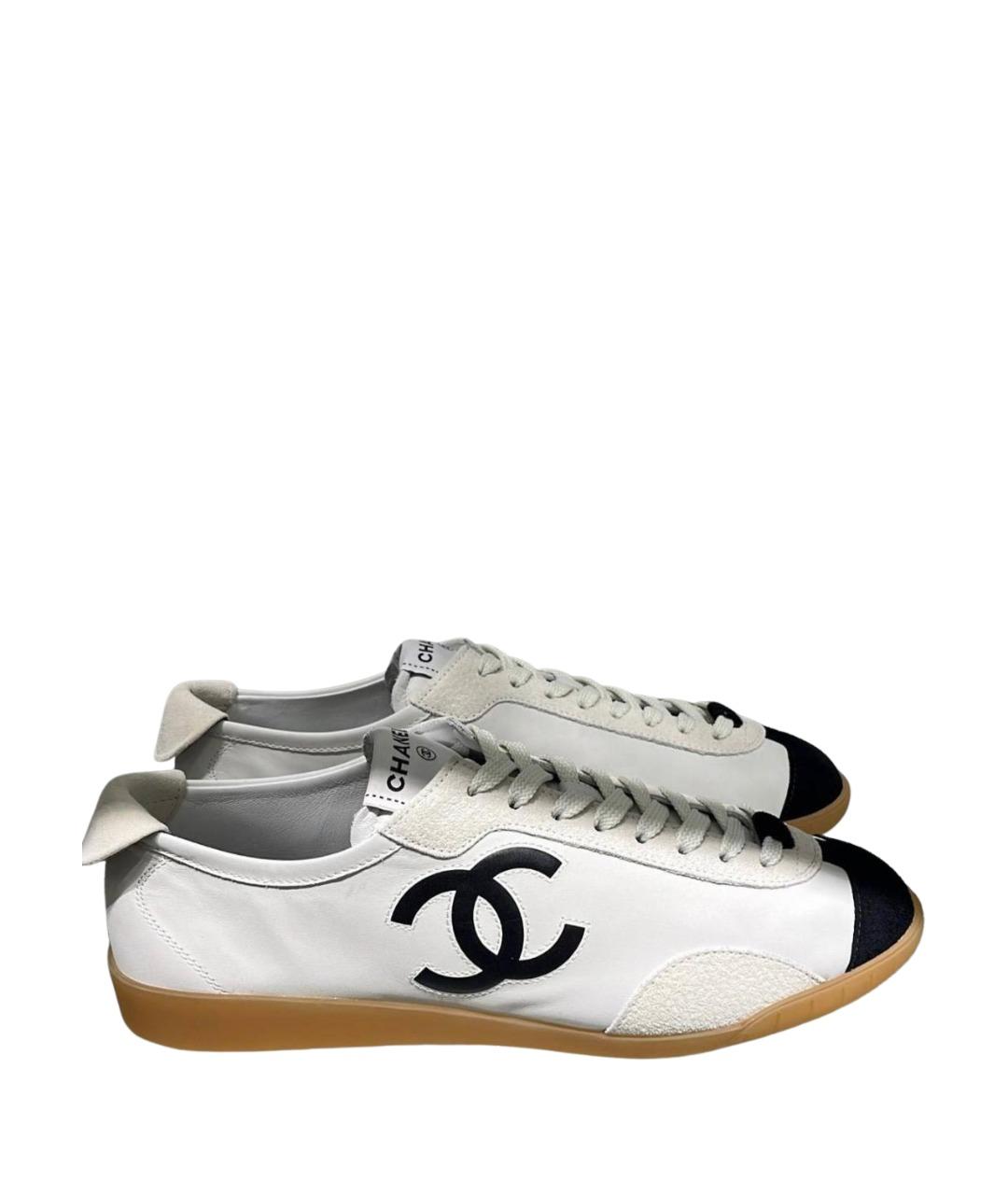 CHANEL Белые кожаные кеды, фото 1