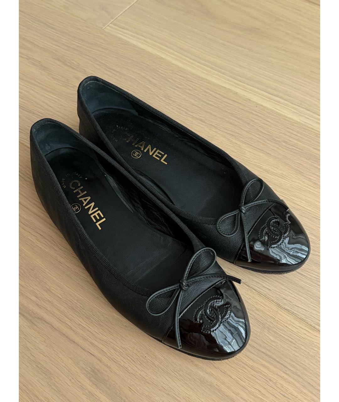 CHANEL Черные кожаные балетки, фото 5