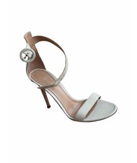 GIANVITO ROSSI Босоножки