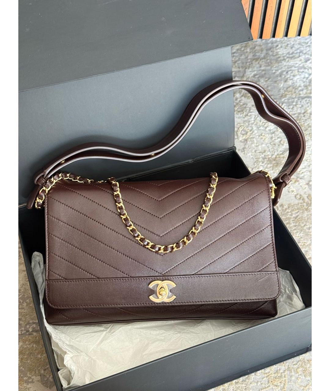 CHANEL Коричневая кожаная сумка через плечо, фото 2