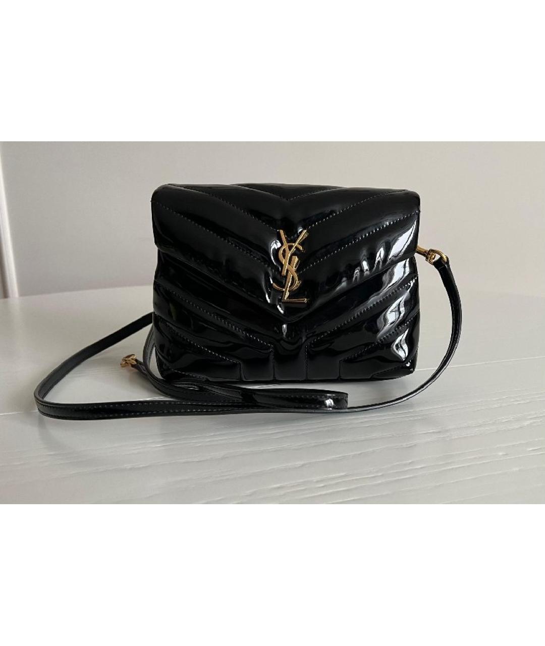 SAINT LAURENT Черная сумка через плечо из лакированной кожи, фото 10
