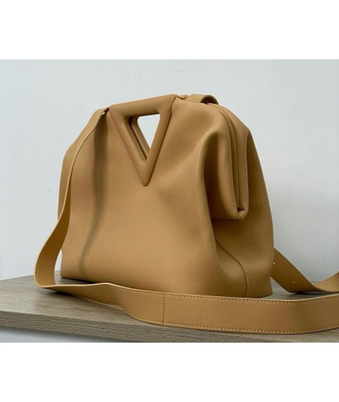 BOTTEGA VENETA Бежевая кожаная сумка с короткими ручками, фото 4