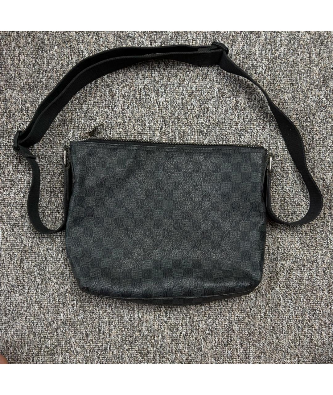 LOUIS VUITTON Черная кожаная сумка на плечо, фото 2