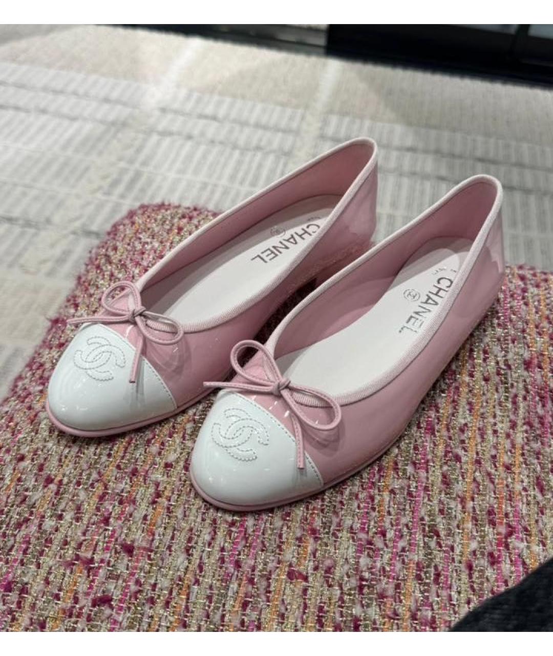 CHANEL Розовые балетки из лакированной кожи, фото 4