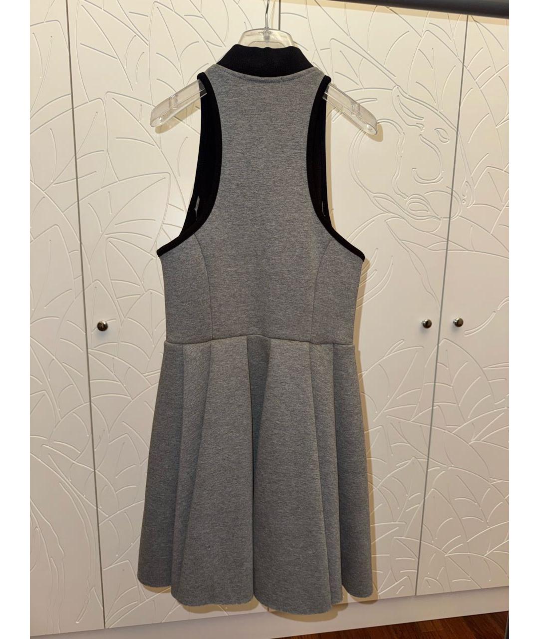 T BY ALEXANDER WANG Серое полиэстеровое повседневное платье, фото 2