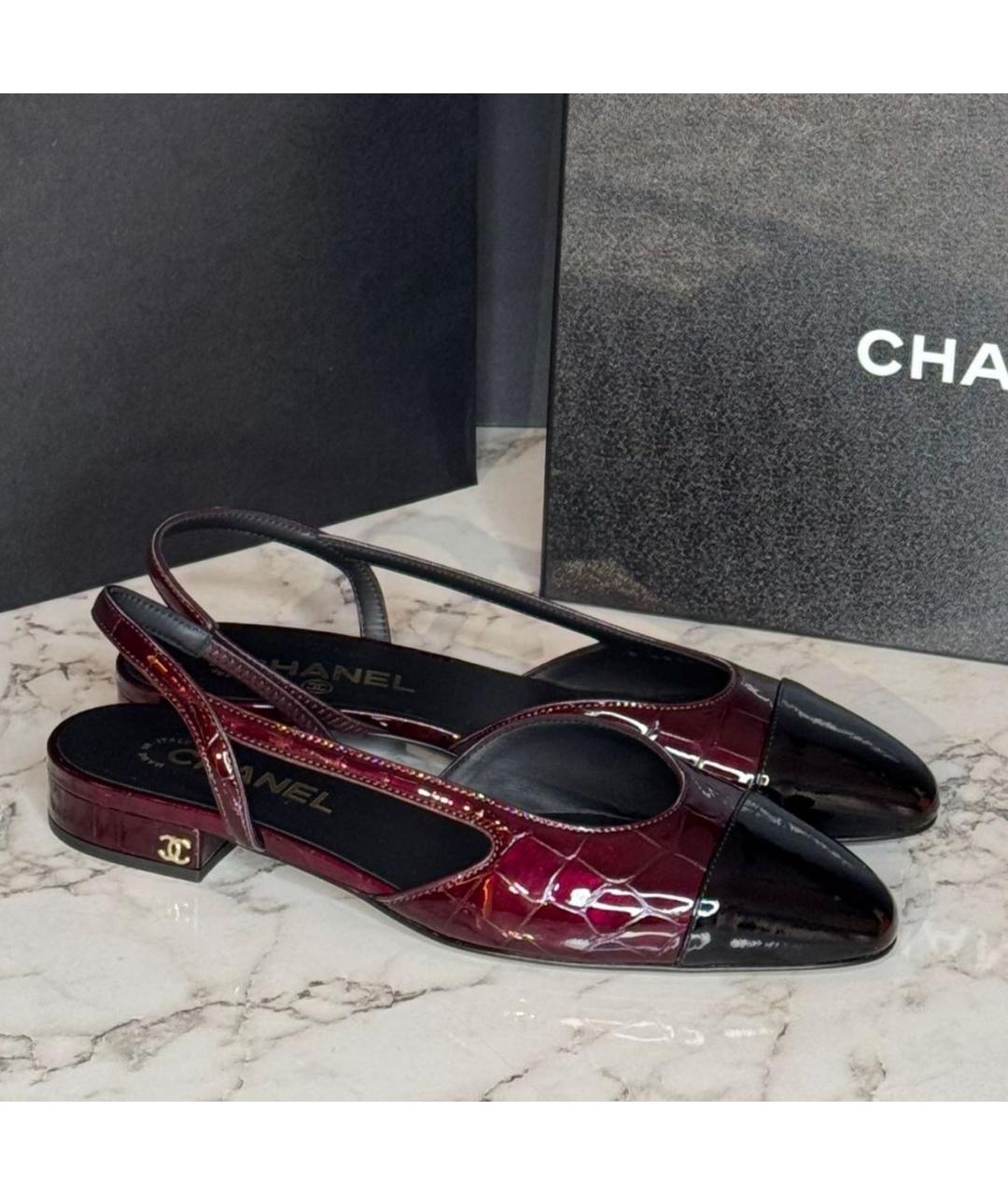 CHANEL Бордовые балетки из лакированной кожи, фото 5