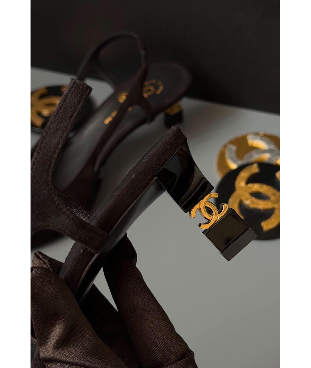 CHANEL Коричневые замшевые туфли, фото 2