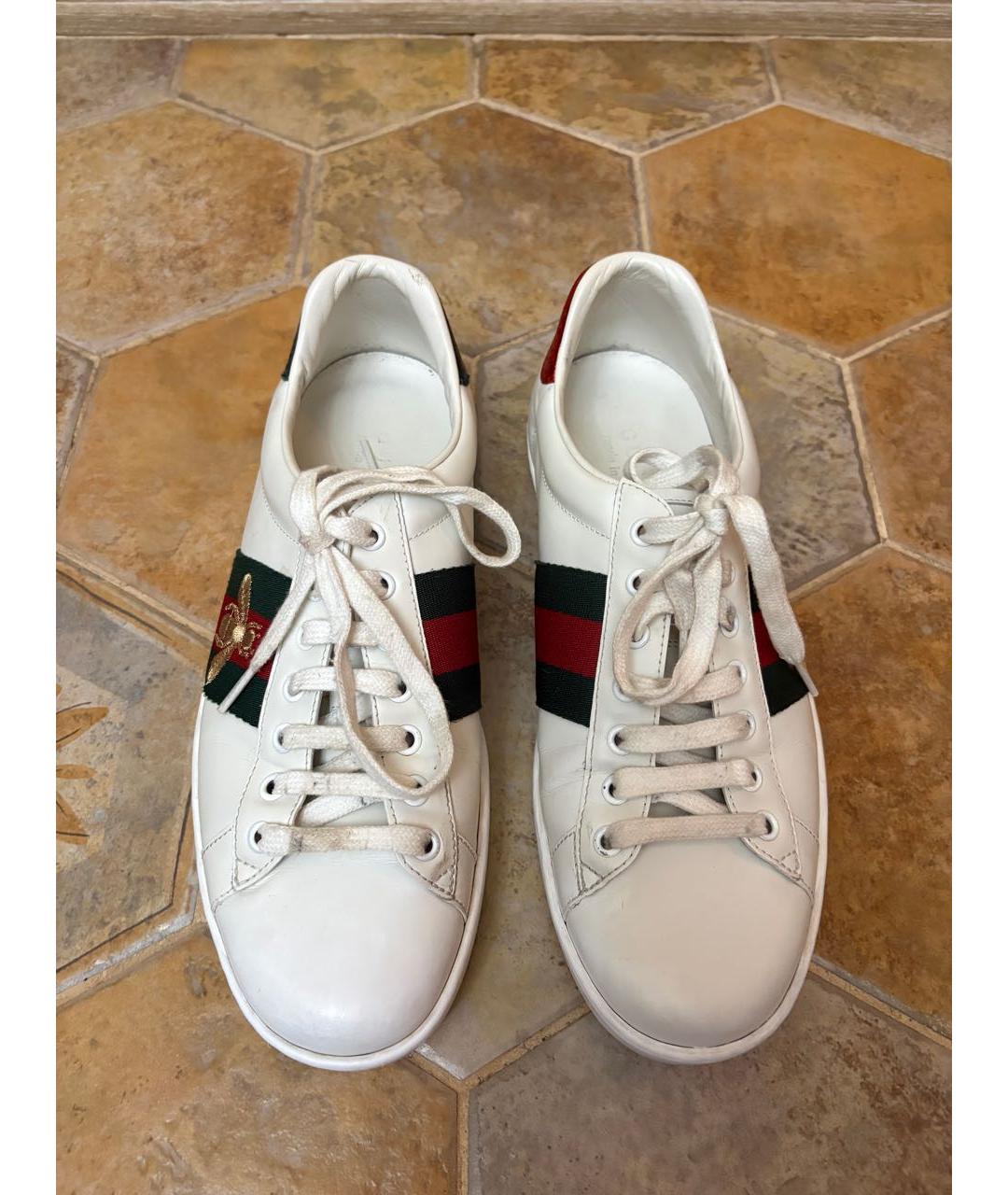 GUCCI Белые кожаные низкие кроссовки / кеды, фото 2