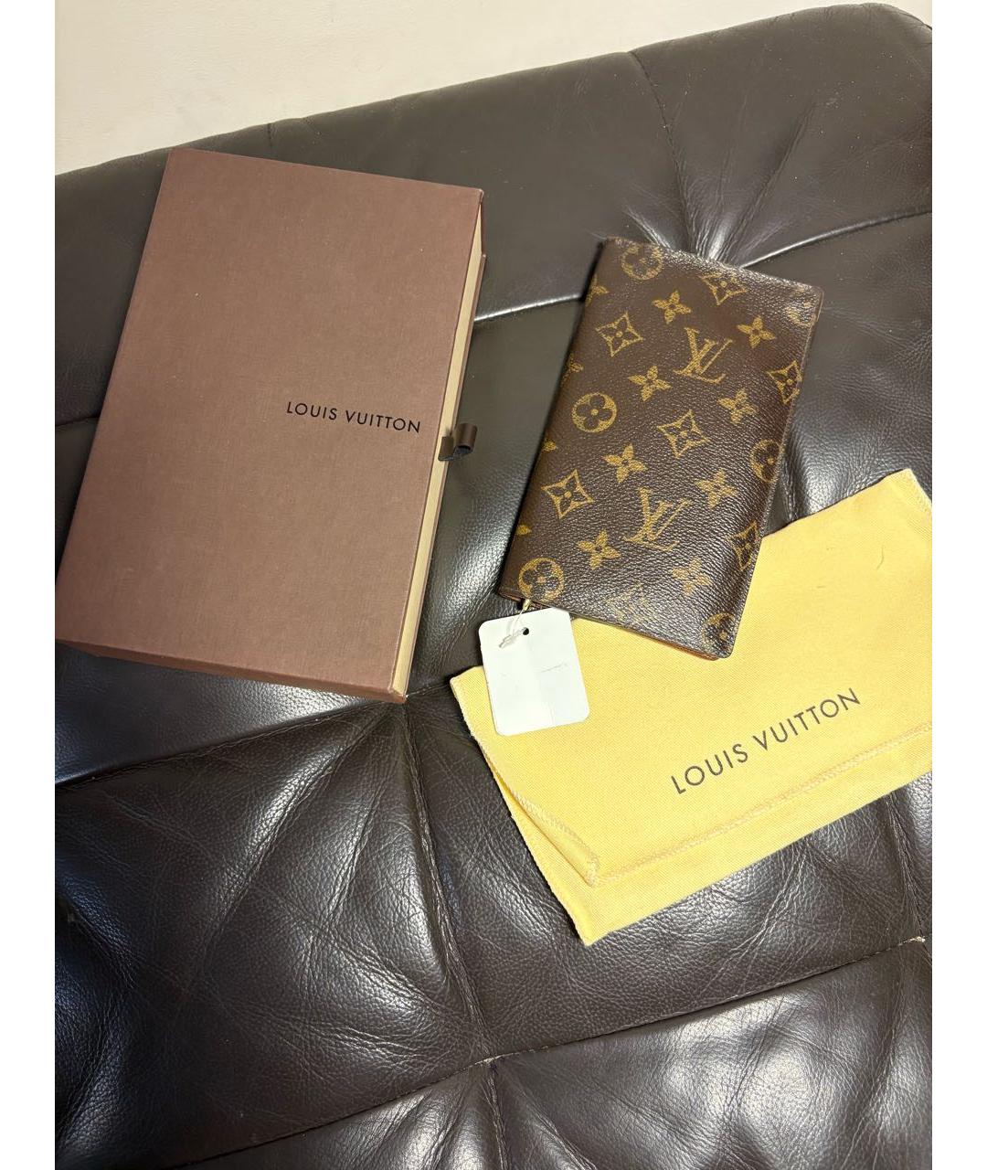 LOUIS VUITTON Коричневый кошелек, фото 5