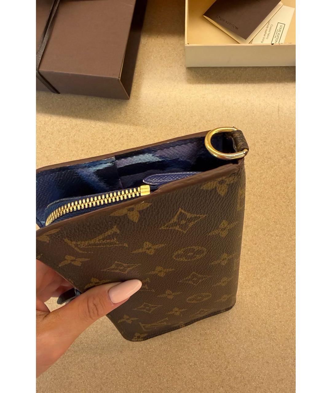 LOUIS VUITTON Коричневый кошелек, фото 5