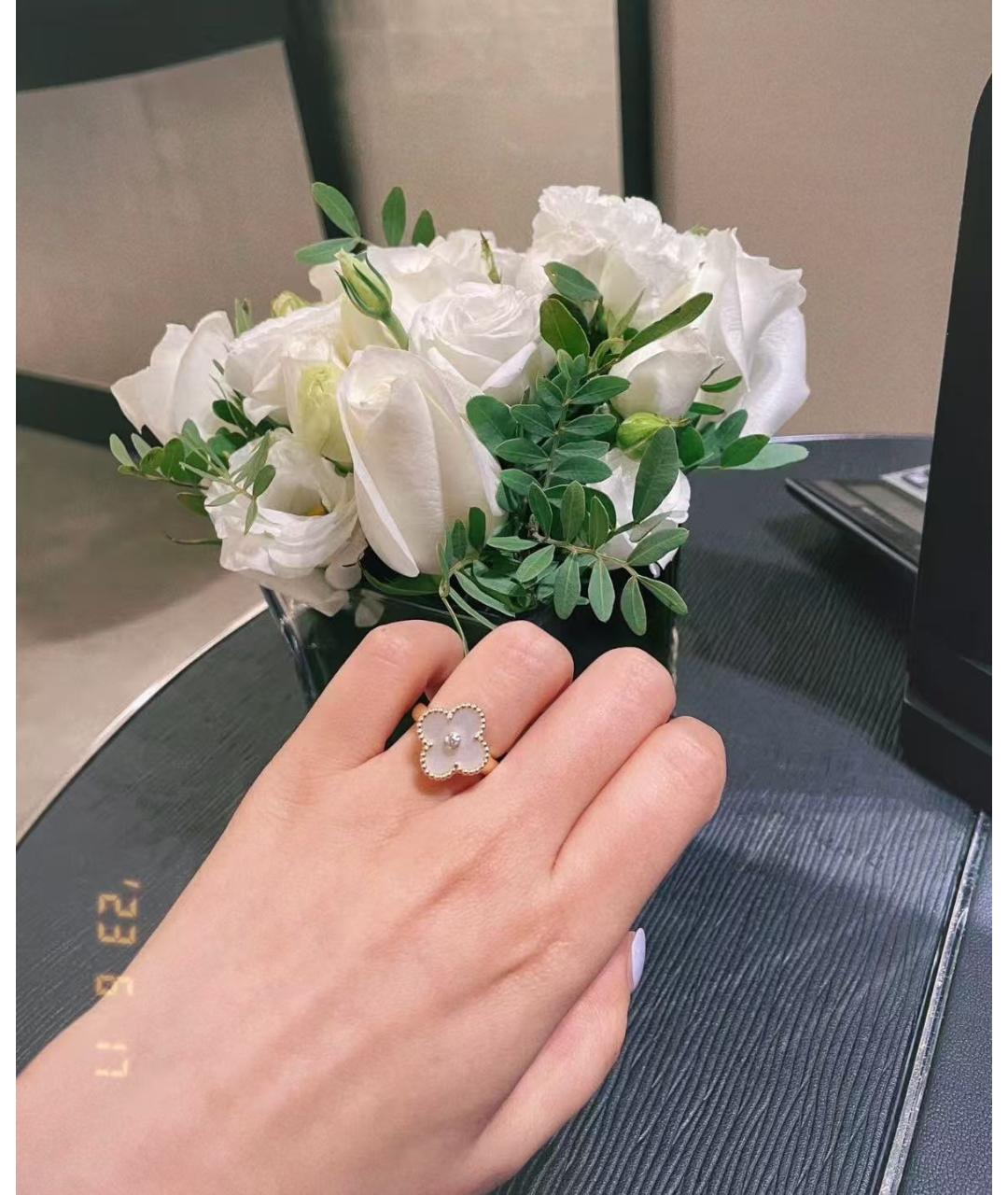 VAN CLEEF & ARPELS Золотое кольцо, фото 4