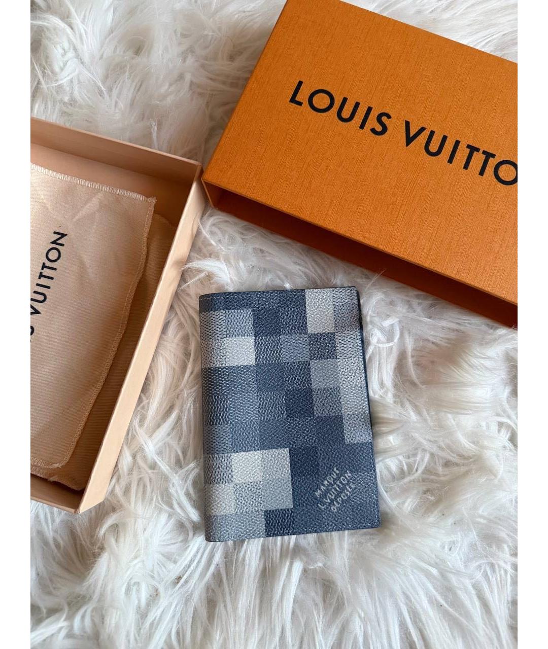 LOUIS VUITTON Синий кожаный кошелек, фото 2