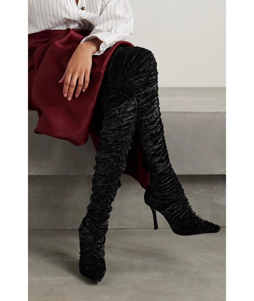 JIMMY CHOO Черные бархатные ботфорты, фото 2