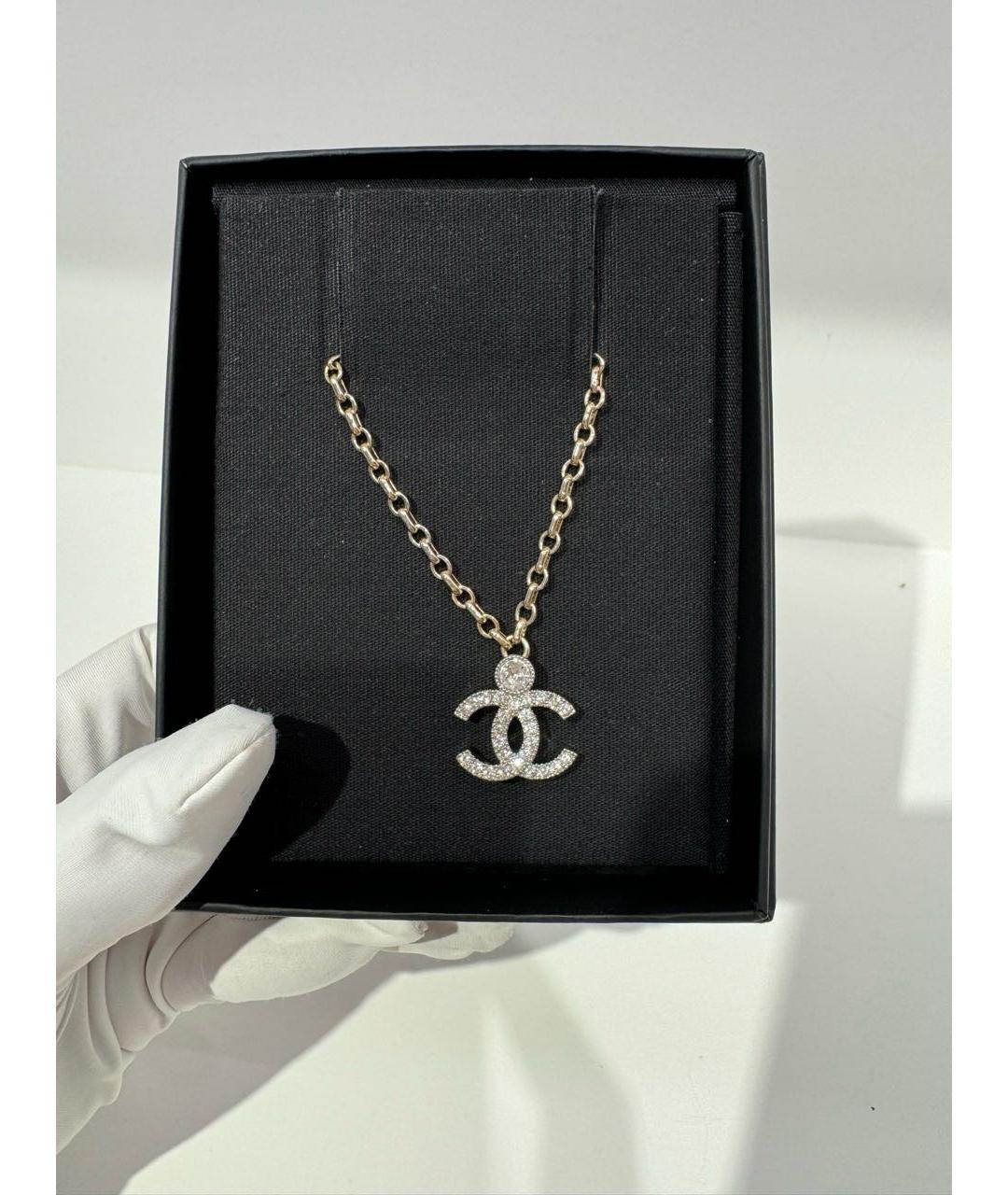 CHANEL Золотая подвеска, фото 2