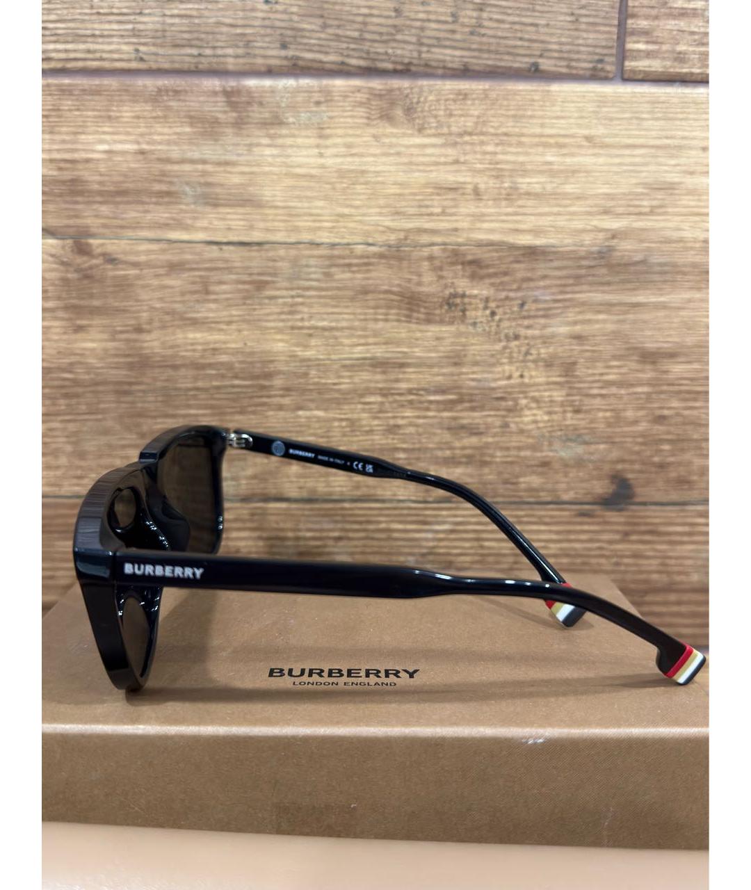 BURBERRY Черные пластиковые солнцезащитные очки, фото 4