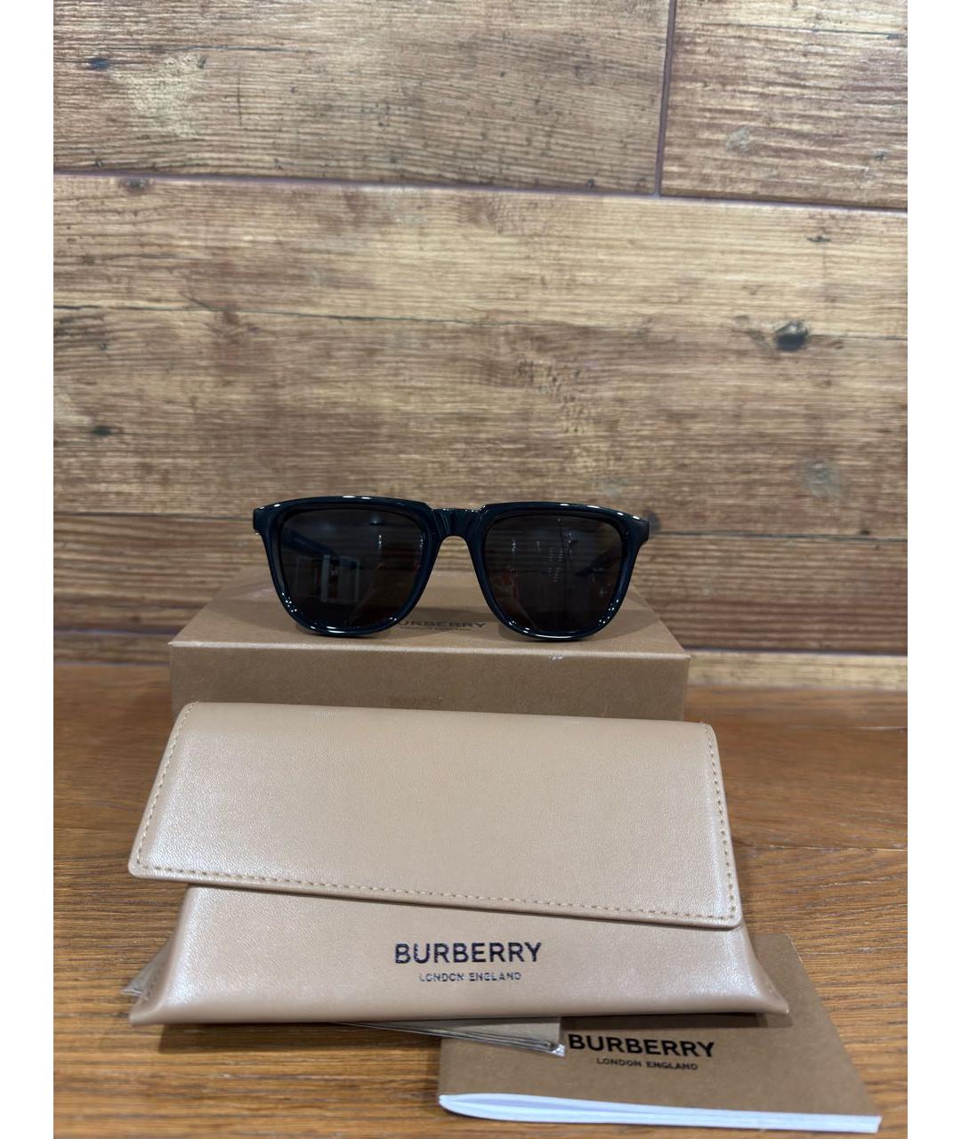 BURBERRY Черные пластиковые солнцезащитные очки, фото 7