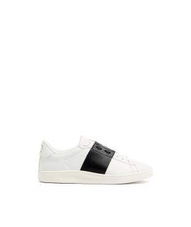 VALENTINO Низкие кроссовки / кеды