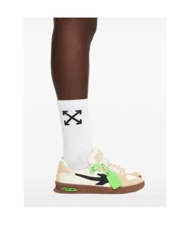 OFF-WHITE Низкие кроссовки / кеды