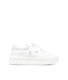VALENTINO Низкие кроссовки / кеды