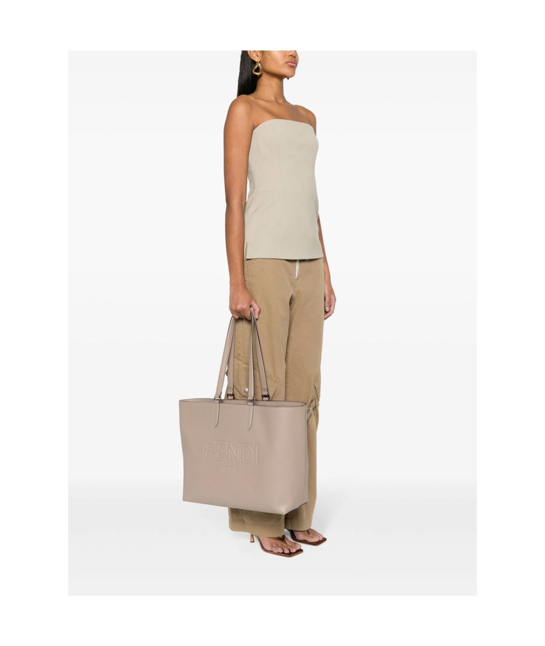 FENDI Бежевая кожаная сумка тоут, фото 5