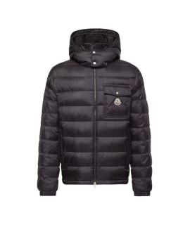 MONCLER Пуховик