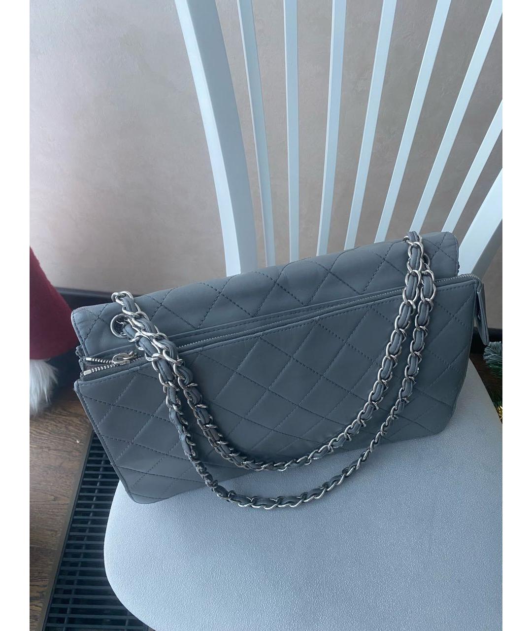 CHANEL Серая кожаная сумка через плечо, фото 3