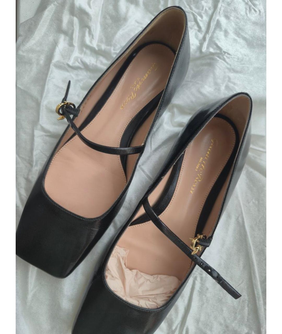 GIANVITO ROSSI Черные балетки из лакированной кожи, фото 2