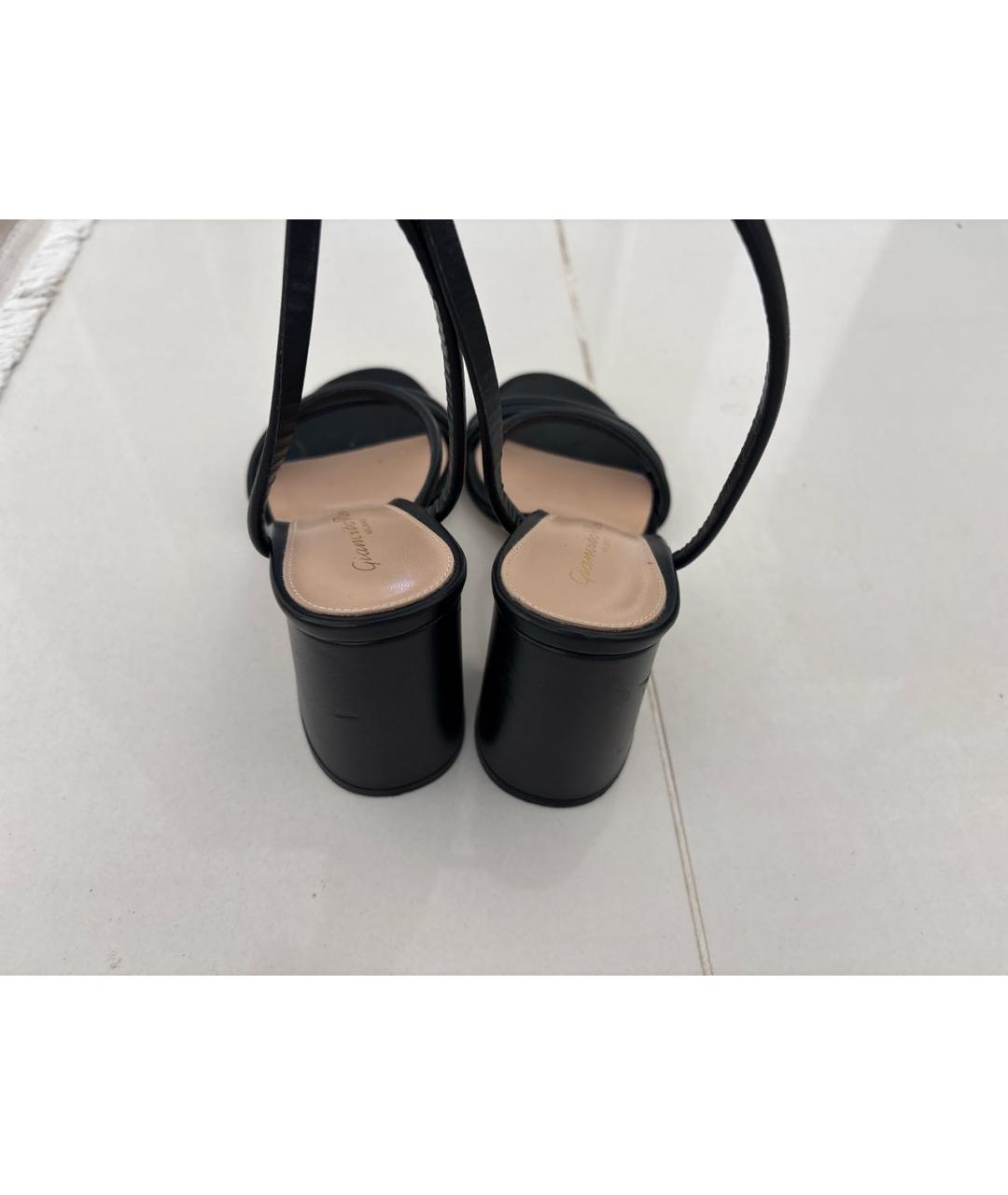 GIANVITO ROSSI Черные кожаные босоножки, фото 5