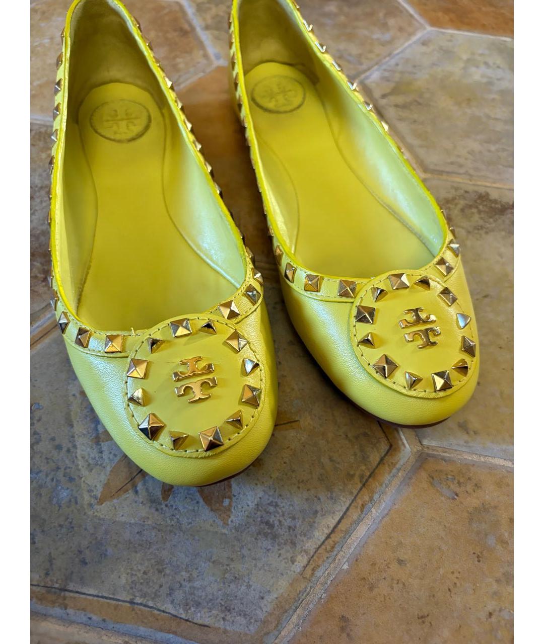 TORY BURCH Желтые кожаные балетки, фото 5