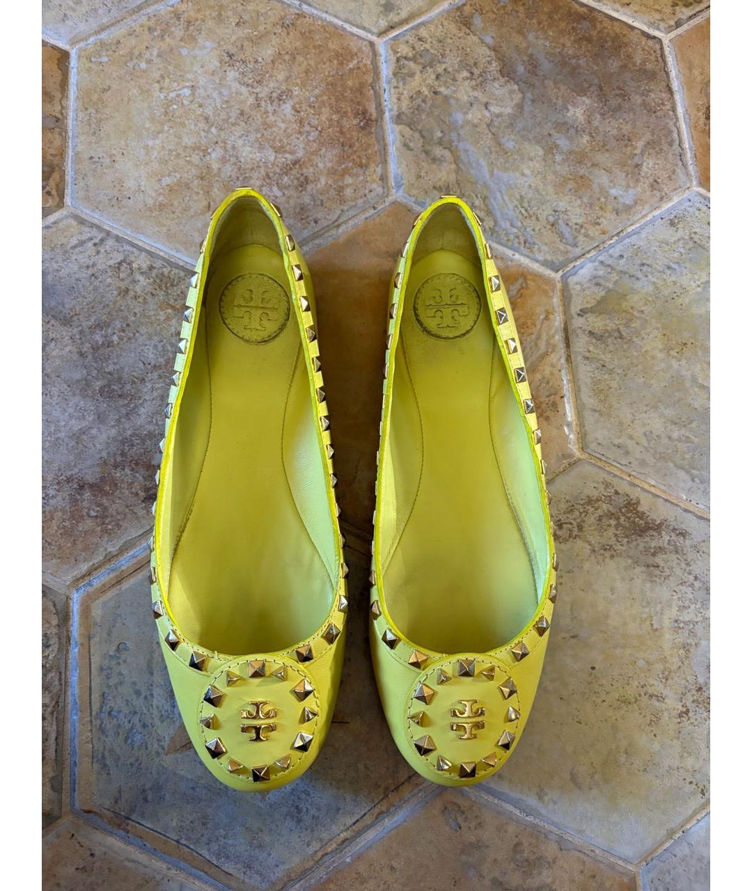 TORY BURCH Желтые кожаные балетки, фото 2