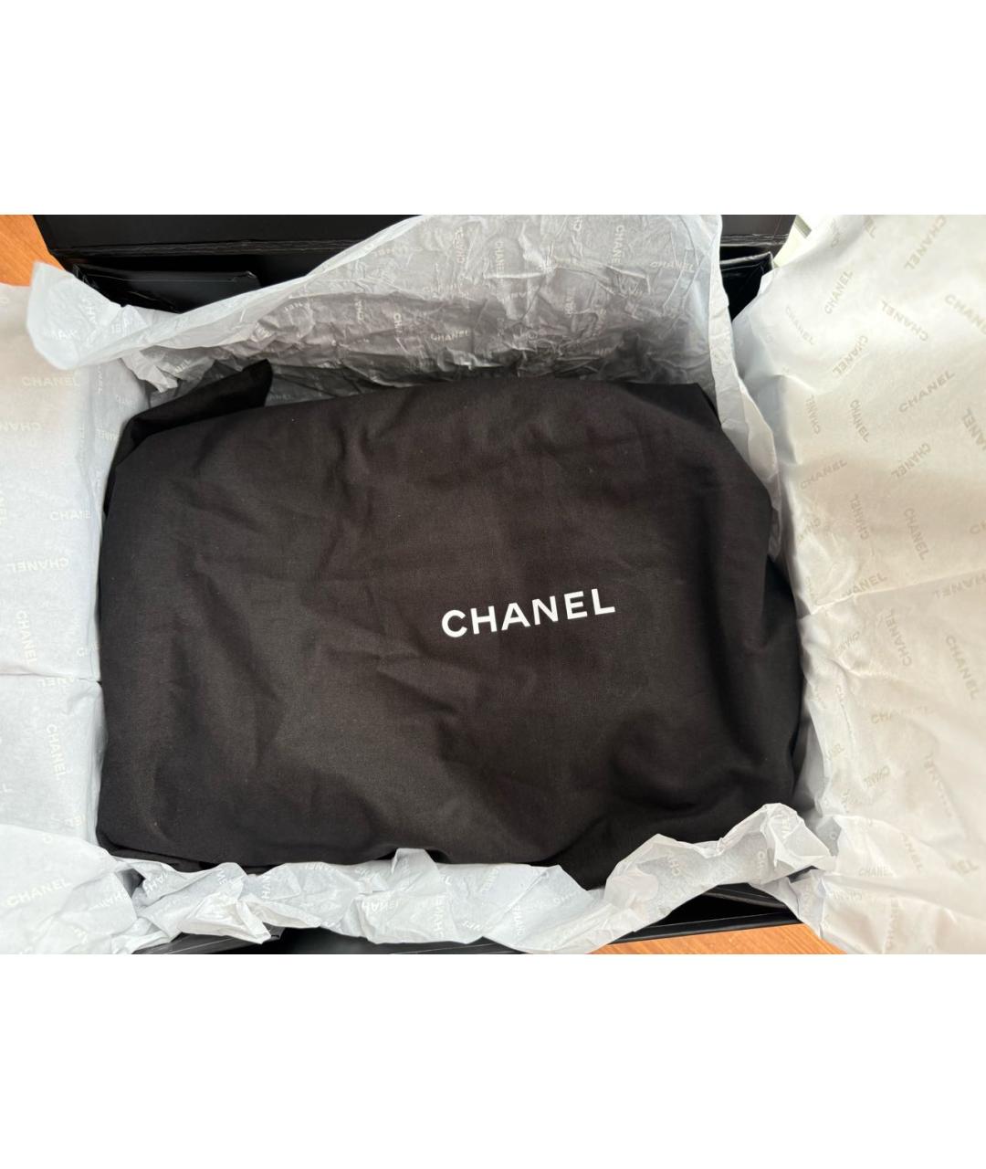 CHANEL Бежевая замшевая косметичка, фото 4