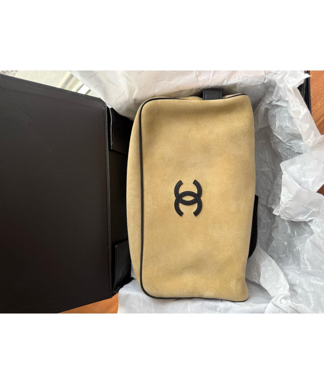 CHANEL Бежевая замшевая косметичка, фото 5