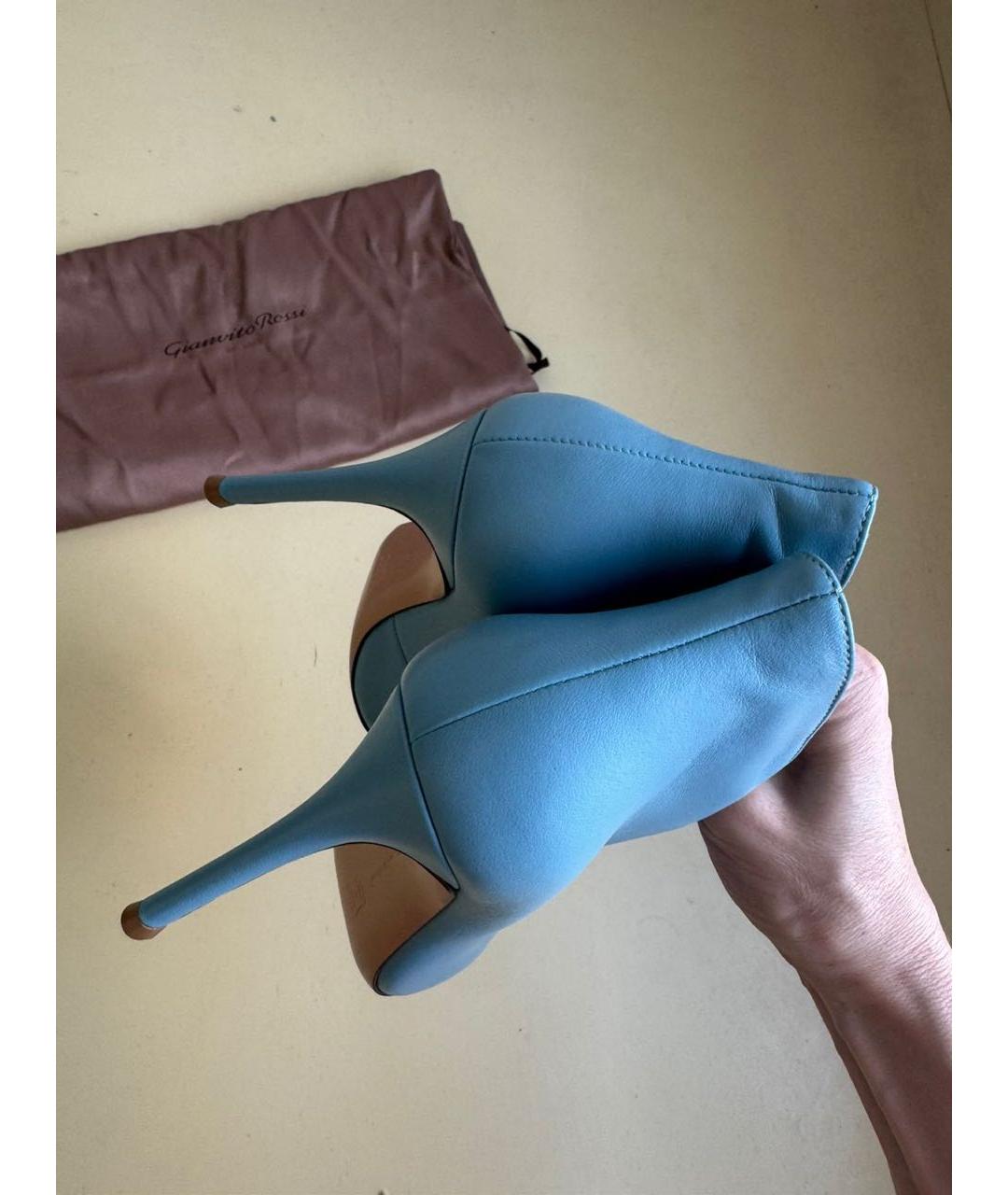 GIANVITO ROSSI Голубые босоножки, фото 2