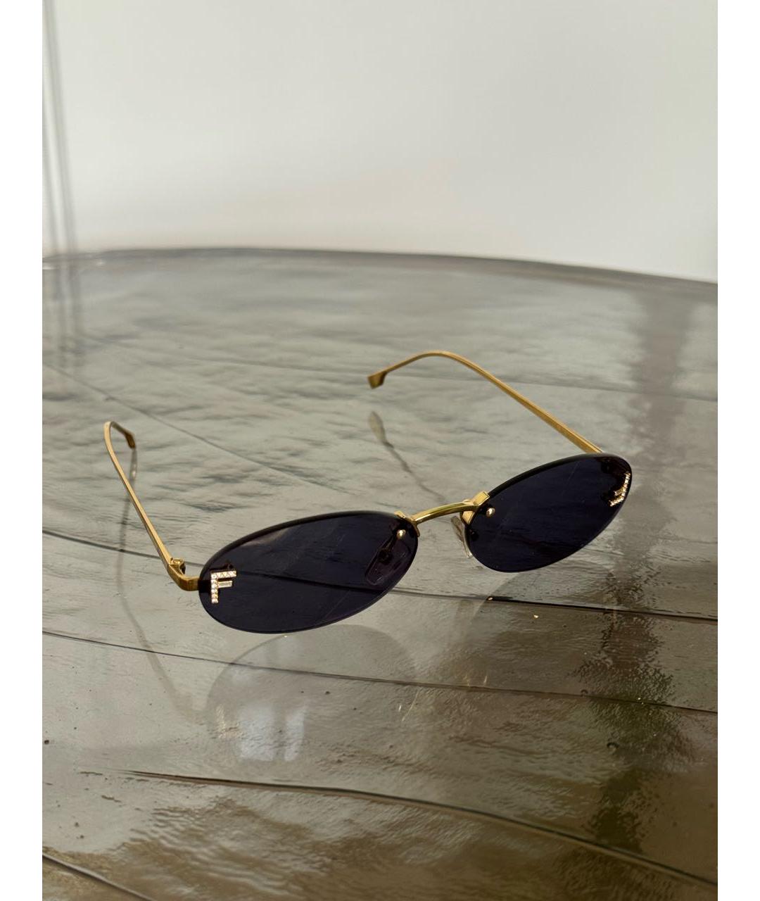 FENDI Золотые металлические солнцезащитные очки, фото 3