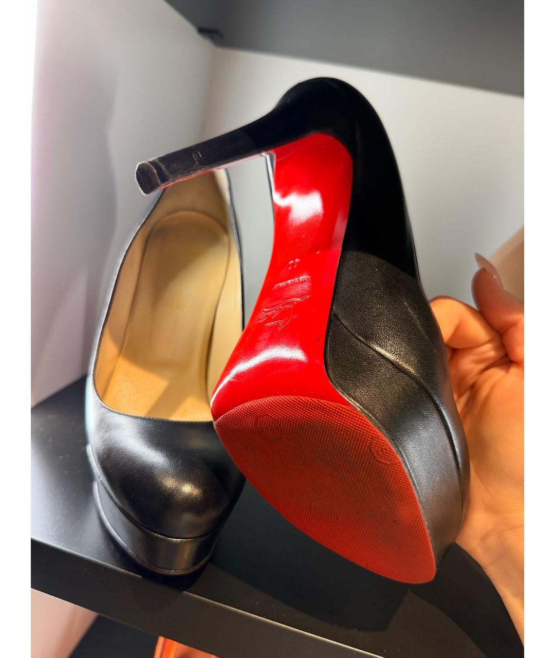CHRISTIAN LOUBOUTIN Черные кожаные туфли, фото 3