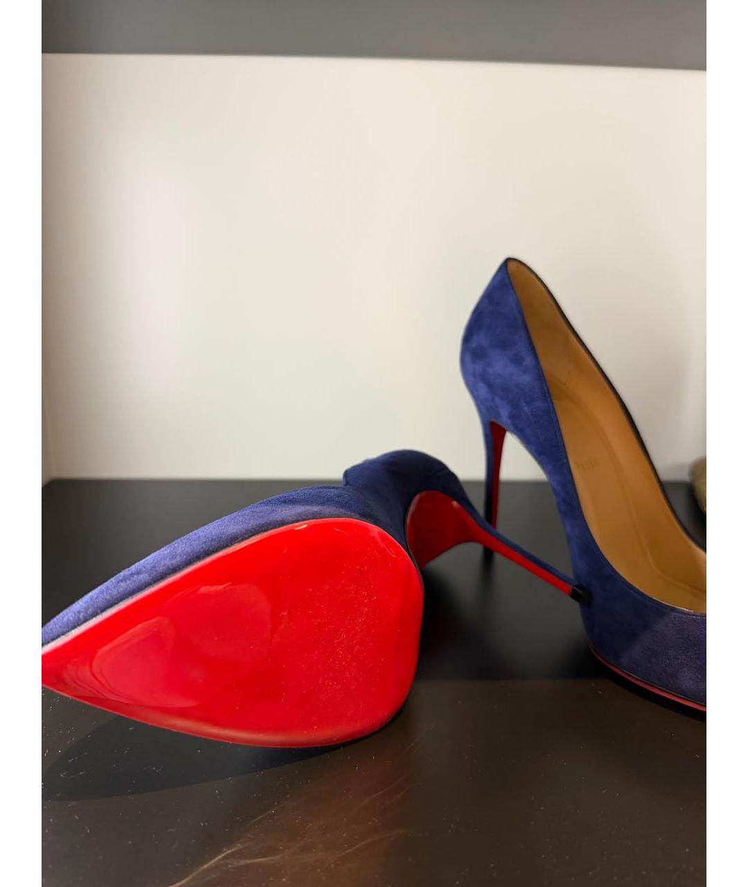 CHRISTIAN LOUBOUTIN Темно-синие замшевые туфли, фото 3