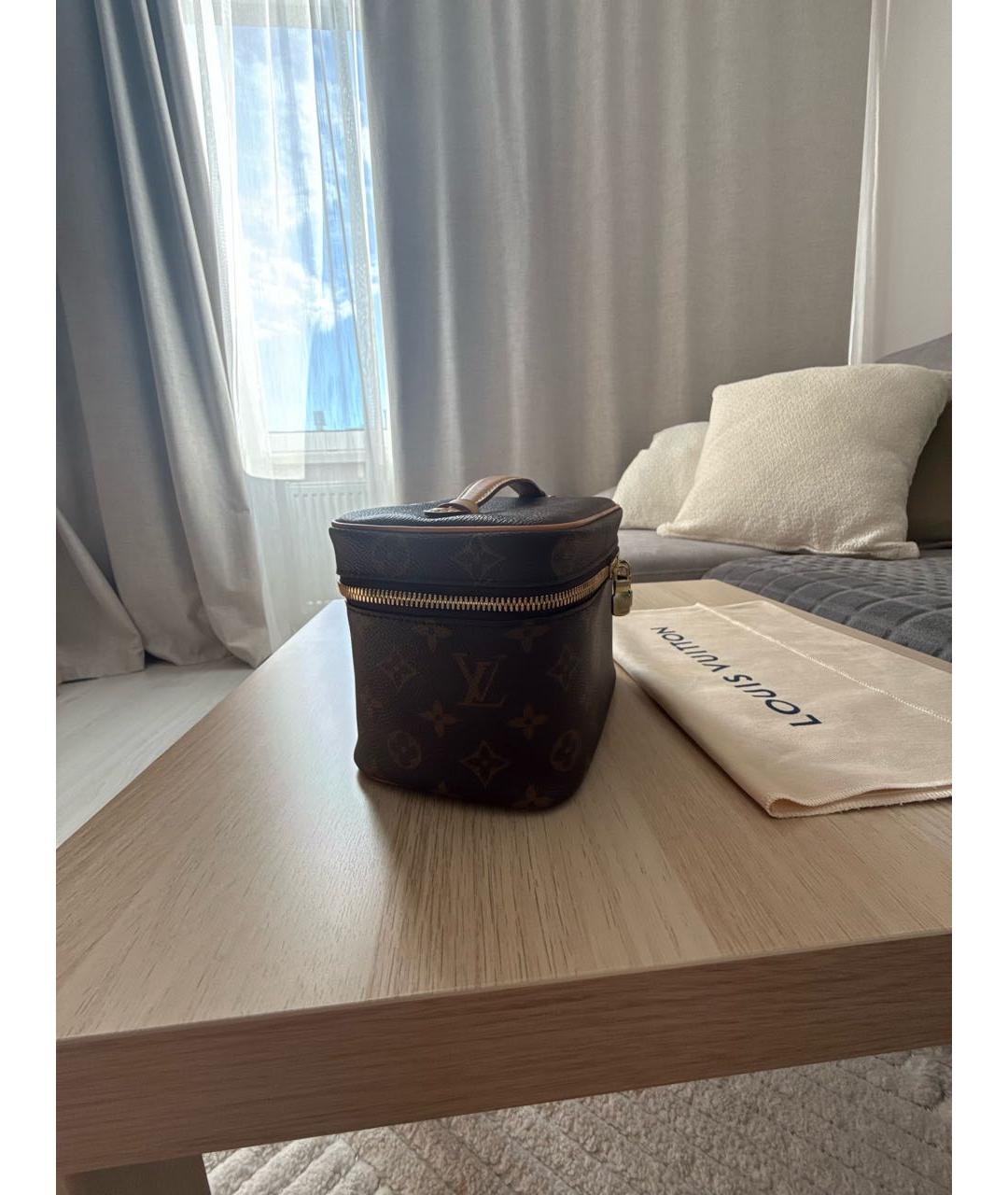 LOUIS VUITTON Коричневая косметичка, фото 2