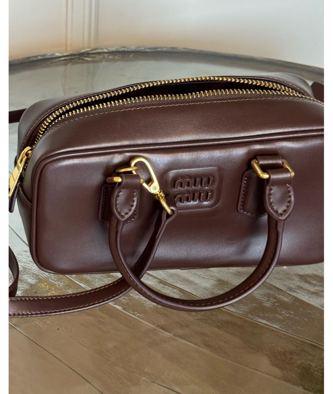 MIU MIU Бордовая кожаная сумка через плечо, фото 2