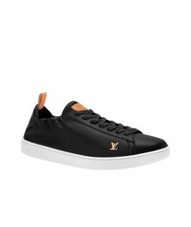 LOUIS VUITTON Низкие кроссовки / кеды