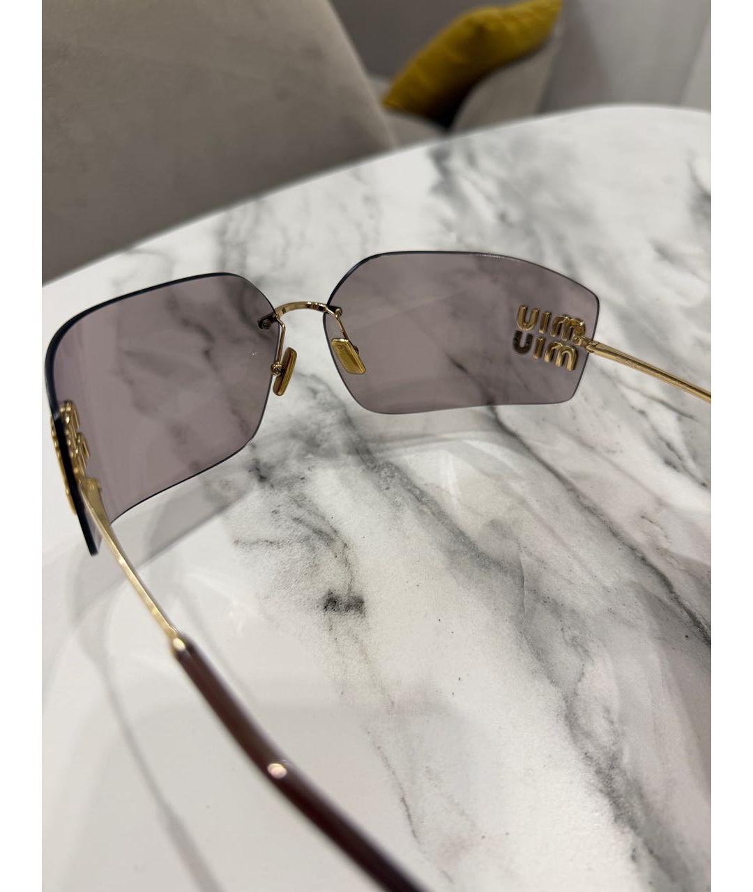 MIU MIU Золотые металлические солнцезащитные очки, фото 4