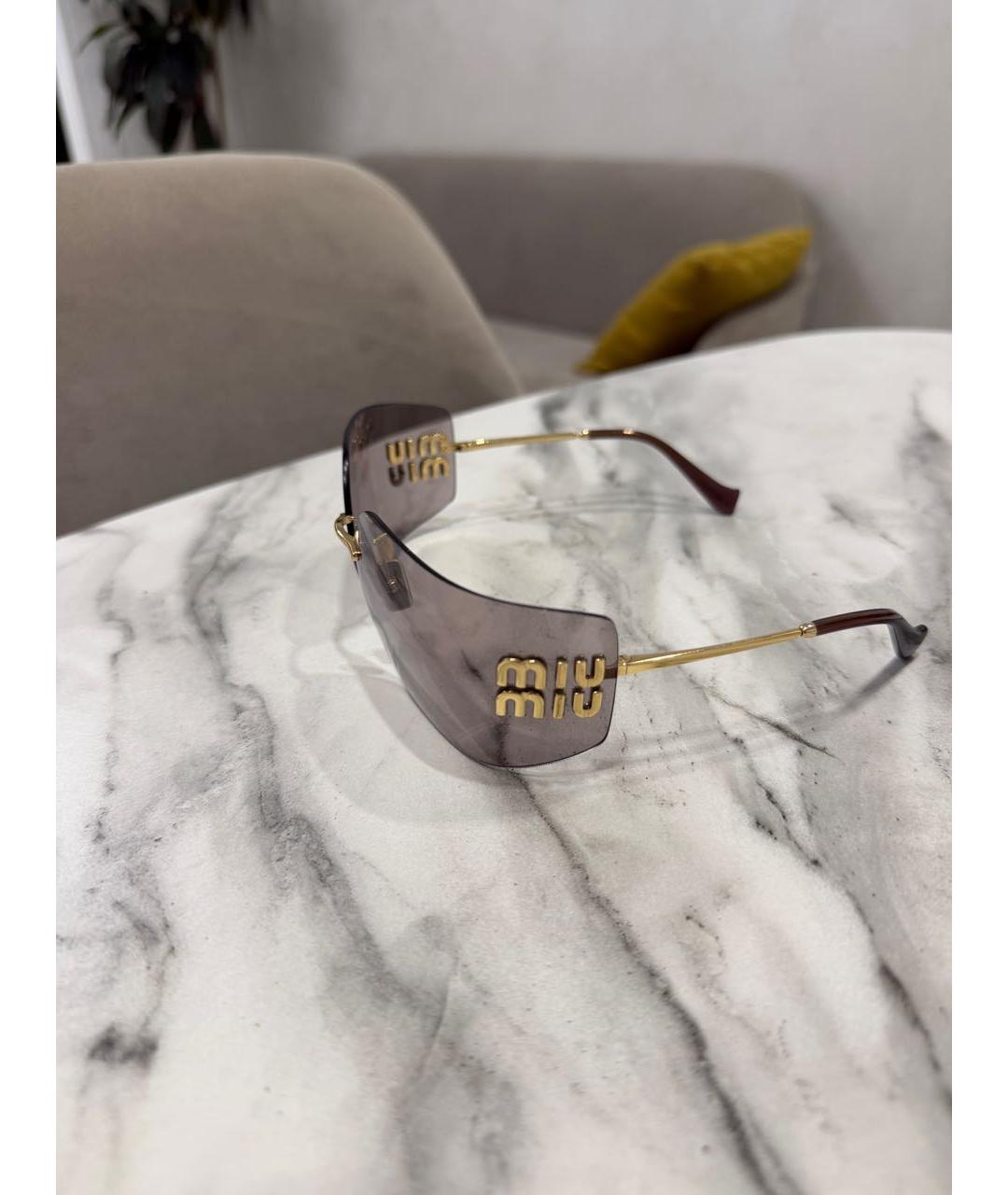 MIU MIU Золотые металлические солнцезащитные очки, фото 5