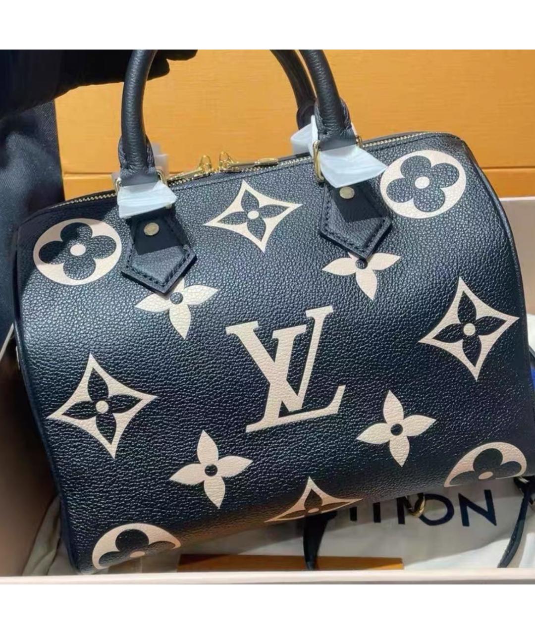 LOUIS VUITTON Черная кожаная сумка через плечо, фото 6