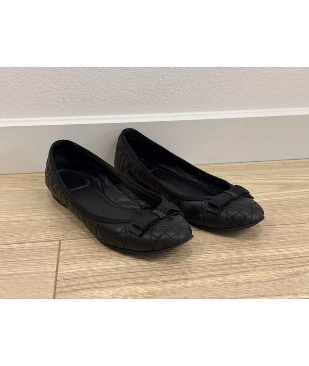 CHRISTIAN DIOR Черные кожаные балетки, фото 2
