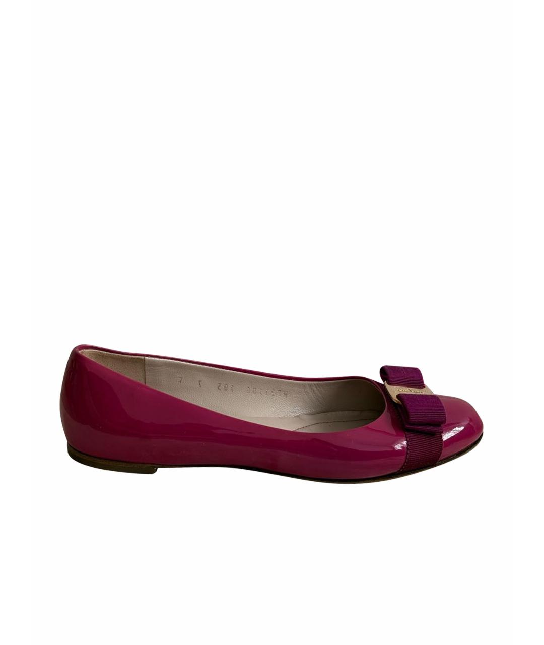 FERRAGAMO Розовые балетки из лакированной кожи, фото 1