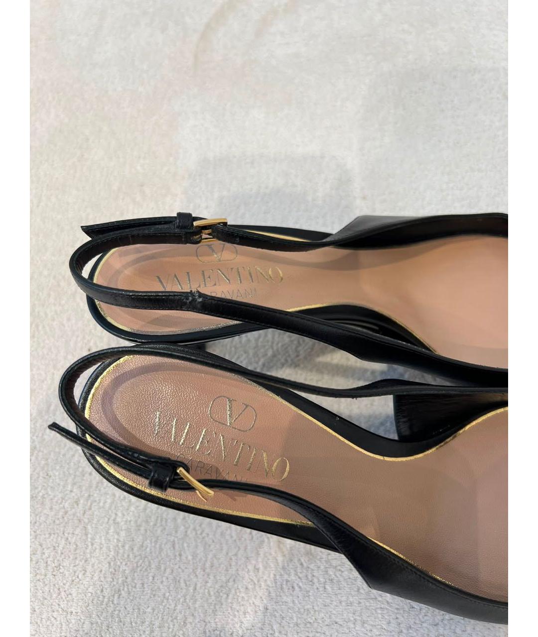 VALENTINO Черные кожаные лодочки на низком каблуке, фото 7