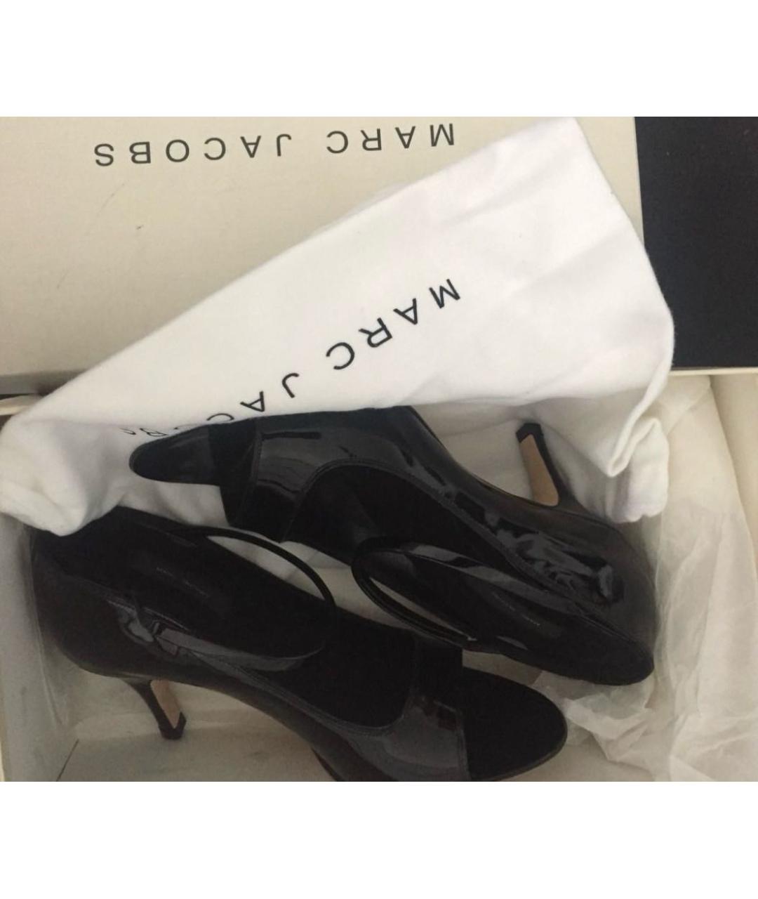 MARC JACOBS Черные босоножки из лакированной кожи, фото 3