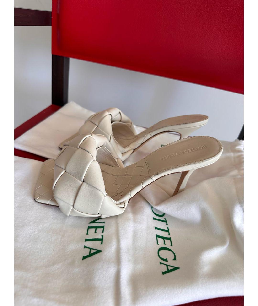 BOTTEGA VENETA Бежевые кожаные мюли, фото 7