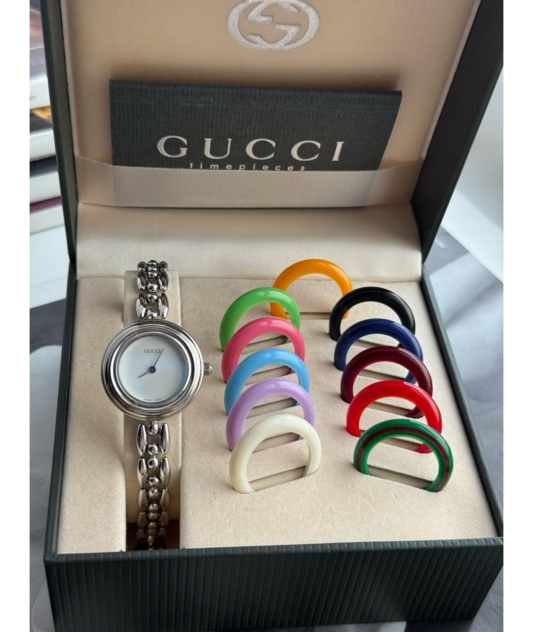 GUCCI Серебряные пластиковые часы, фото 3