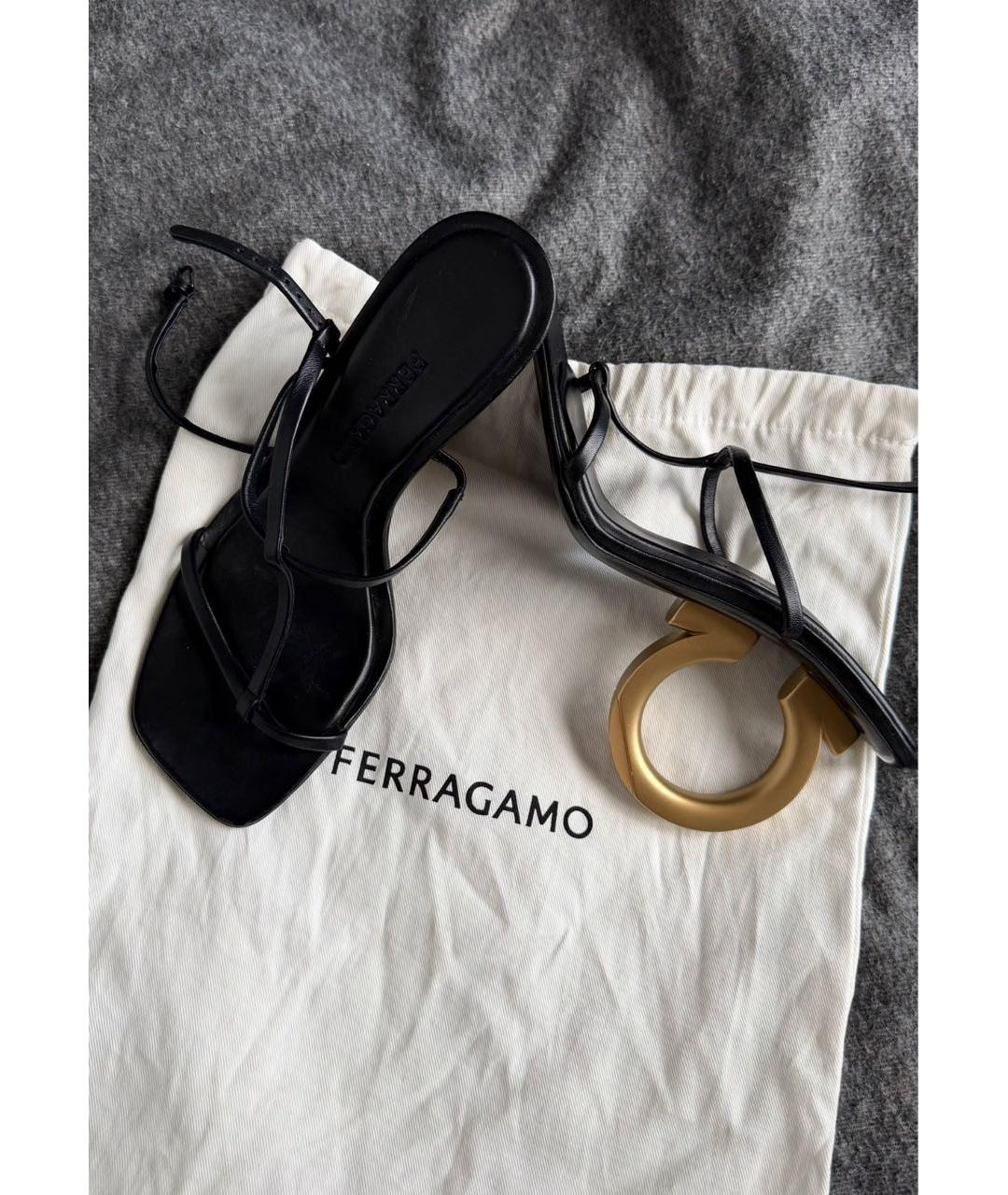 FERRAGAMO Черные кожаные босоножки, фото 2